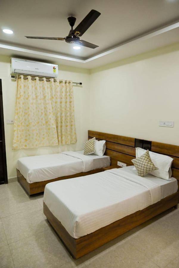 Hotel Golden Bliss Bhopal Extérieur photo