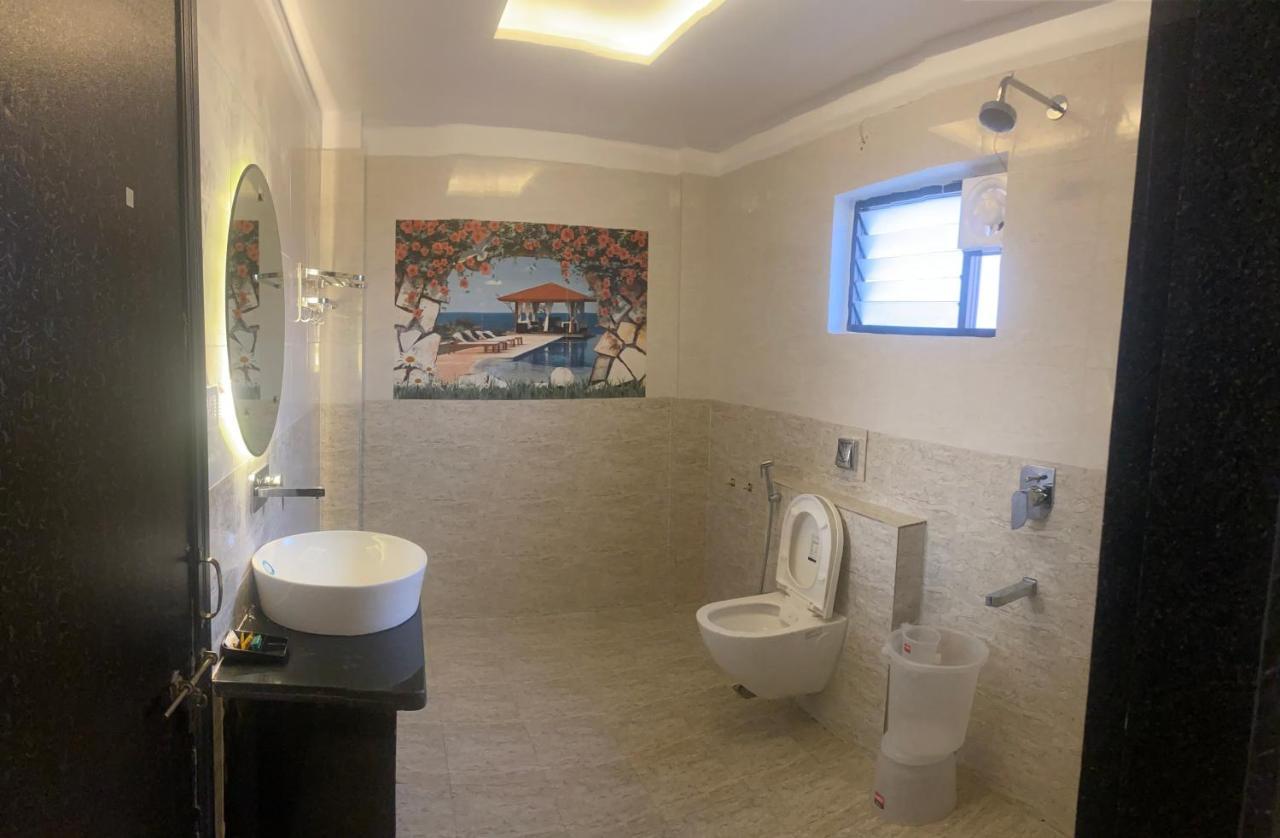 Hotel Golden Bliss Bhopal Extérieur photo